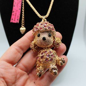 Betsey Johnson NWT Dog Poodle Pendant Necklace - Pink Crystal Rhinestones